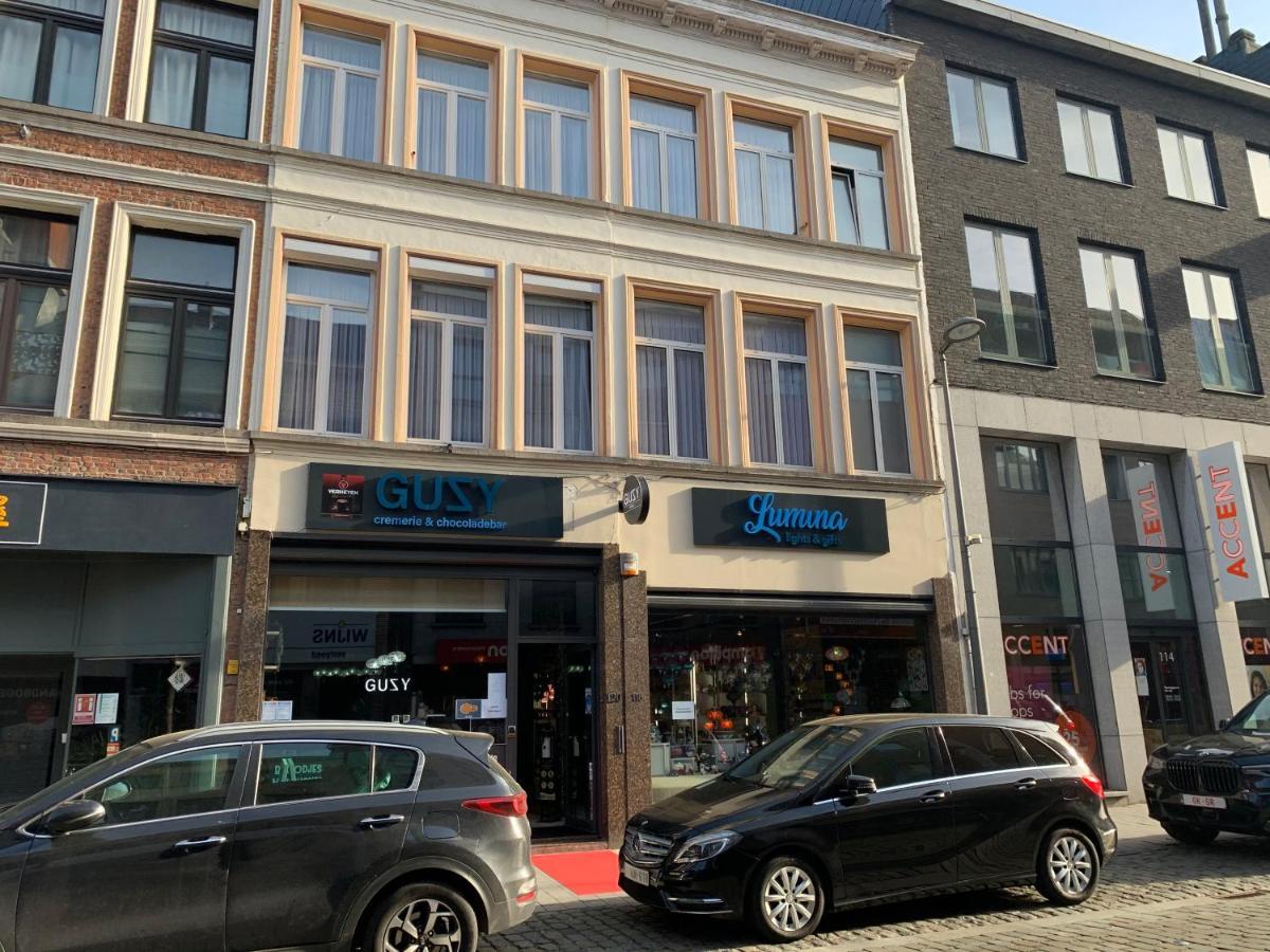 Hotel Guzy Lier Bagian luar foto