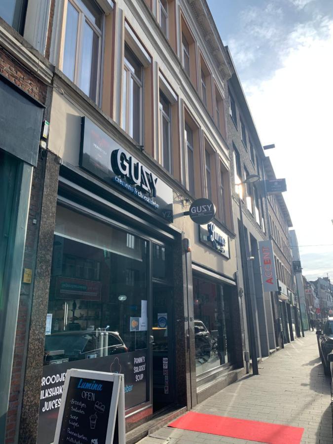 Hotel Guzy Lier Bagian luar foto
