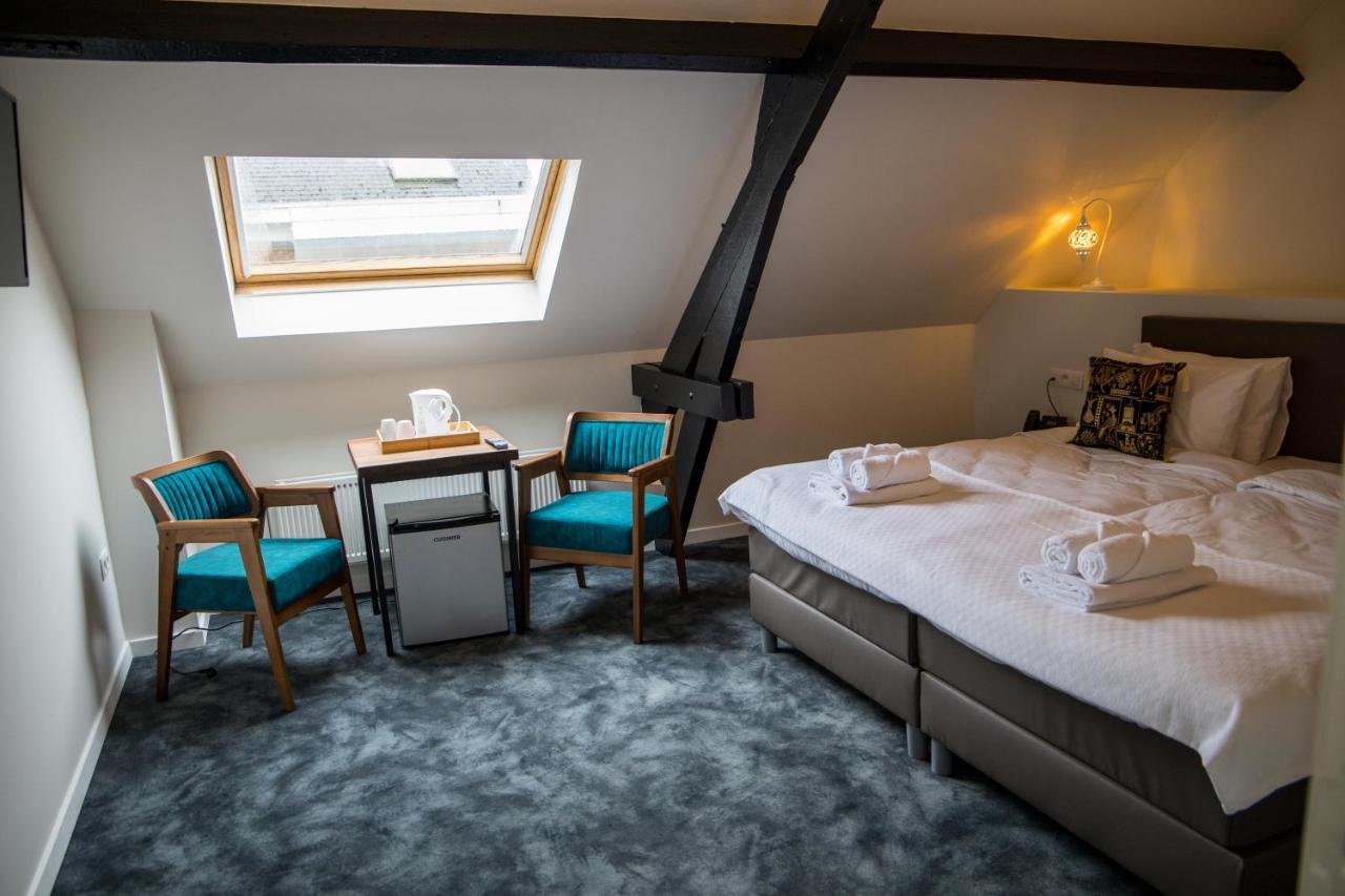 Hotel Guzy Lier Bagian luar foto