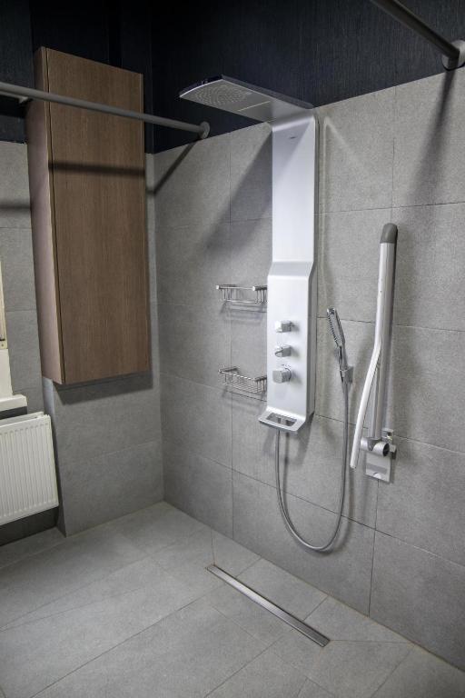 Hotel Guzy Lier Bagian luar foto